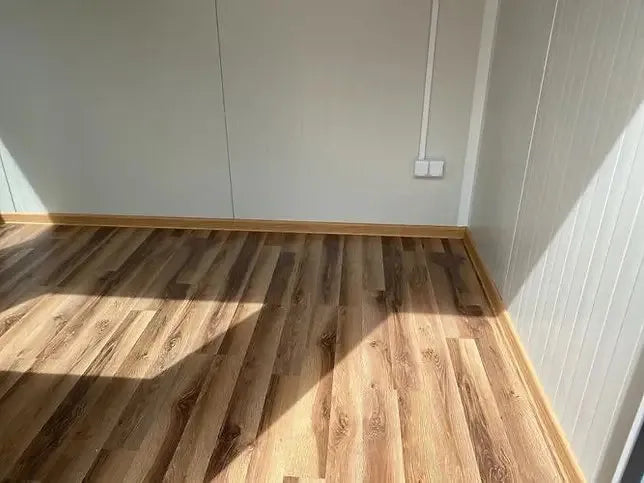 Sehr mobiler Container 3 × 2,40 m (Ref: 23401)
